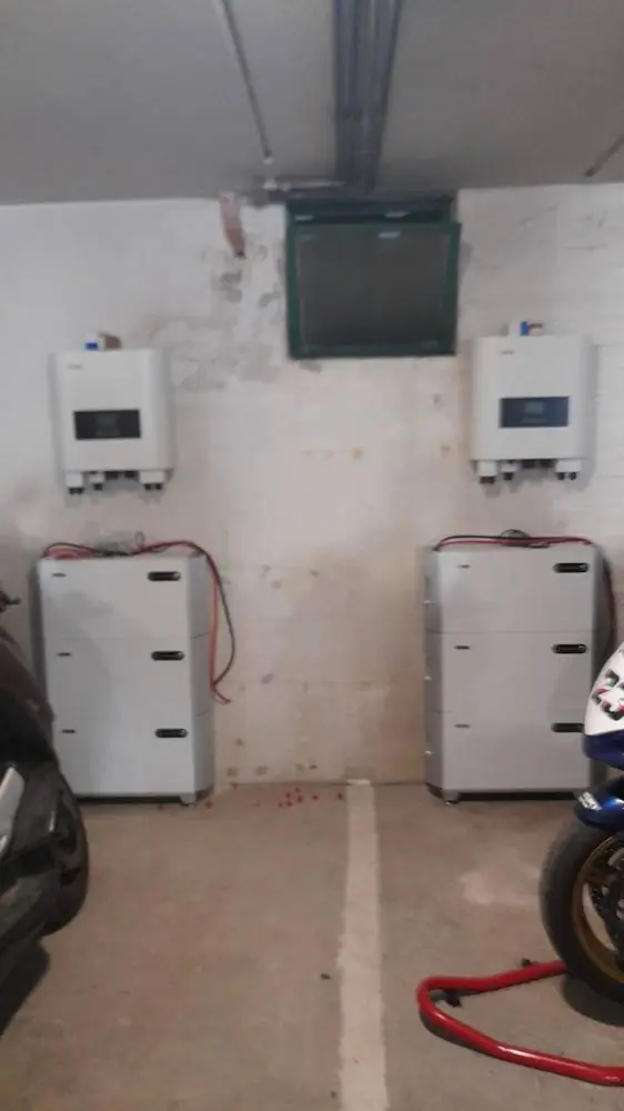 Doppio sistema di accumulo fotovoltaico con inverter